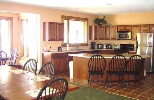 Davis Villa | The Lodge at Wolverton Heights is a fabulous stay on slopes! Tons of amenities!
