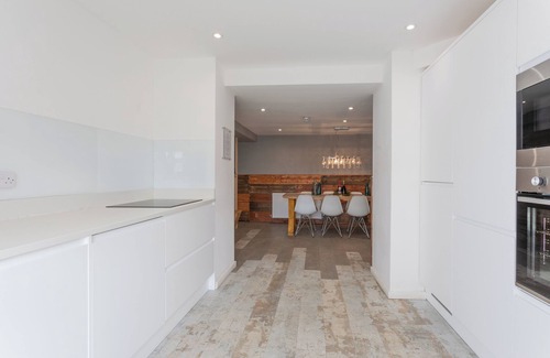 Ainley Top House | The Lodge!