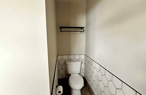 Hancock Apartment | The Lodge- Lombardi Suite