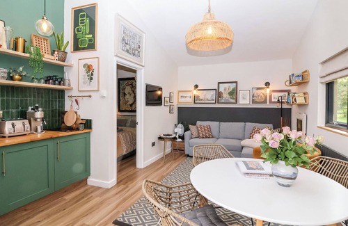 York Cottage | THE LODGE, romantic, luxury holiday cottage, with a garden in York
