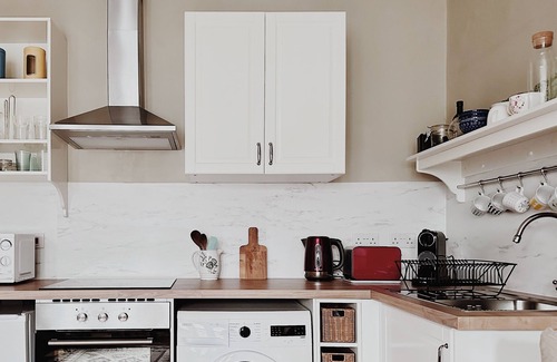 Pontcanna Apartment | The Loft 2BR Duplex 82 Cathedral Cardiff Parking