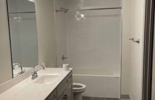 Mount Pleasant Apartment | The Loft at 121