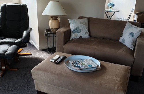 Haruru Apartment | THE LOFT at Kingfisher Ridge, "Bay of Islands"!