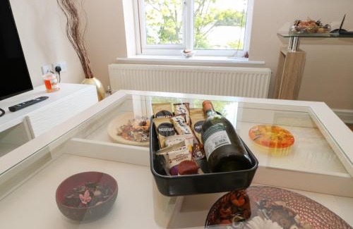 Littleborough Apartment | The Loft at the Lake