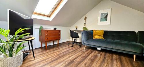 Heath Apartment | The Loft by Switchback Stays