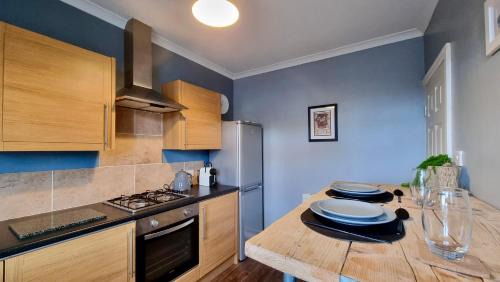 Heath Apartment | The Loft by Switchback Stays
