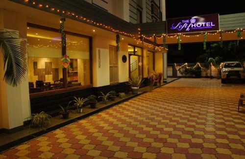 Siliguri Hotel | The Loft Hotel, Siliguri