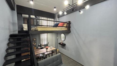 Mueang Samut Prakan District Apartment | The Loft Living Space