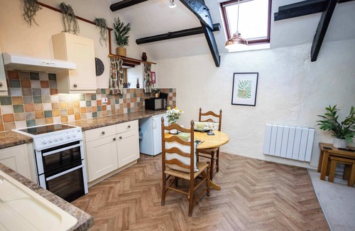St. Florence Apartment | The Loft, One Bedroom Apartment, St Florence