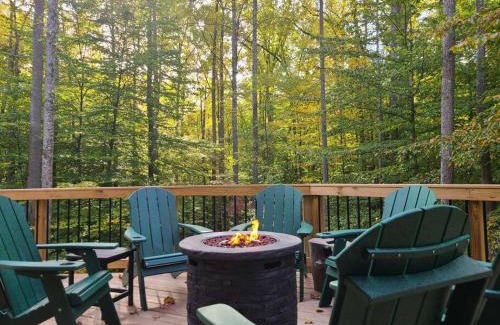 Dickerson House | The Log House at Sugarloaf Mountain MD
