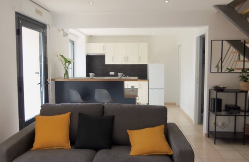 Leuhan House | THE LONGERE OF KERVEGUEN "ARGOAT"