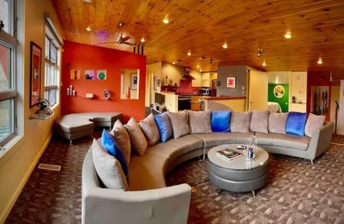 Galeton Apartment | The Lookout