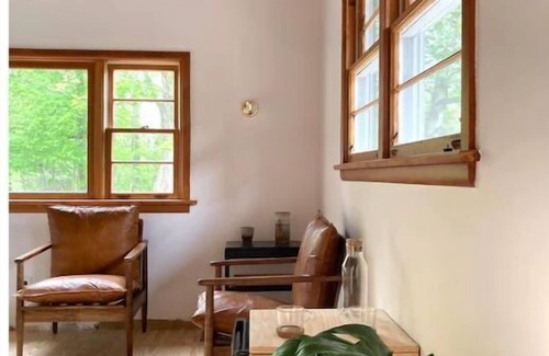 Indian Lake Hotel | The Lorca ADK Motel Room 3