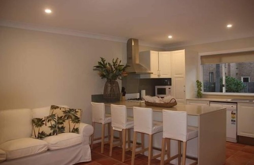Palm Beach Cottage | The Love Shack Iluka Road Palm Beach