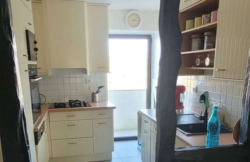 Valence-sur-Baise House | The Lovers' Closing