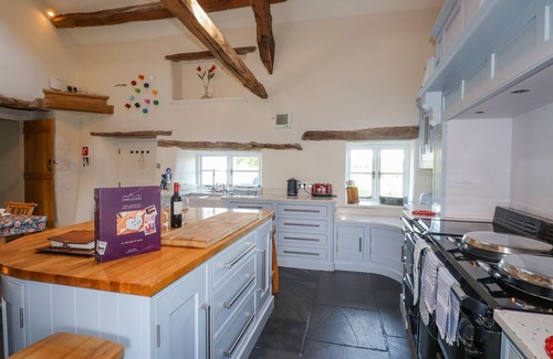 Low Newton Cottage | THE LOW HOUSE, pet friendly, character holiday cottage in Kendal
