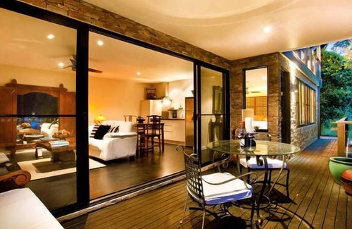 Berowra Waters Apartment | The LOWER DECK Berowra Waters