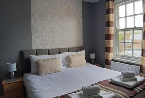 Tiverton Bed & Breakfast | The Lowman