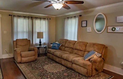 North Platte House | The Lucy House, a Cozy and Quaint Getaway