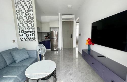 Le Chan Apartment | The LuxHomes Apartment & Homestay HD106