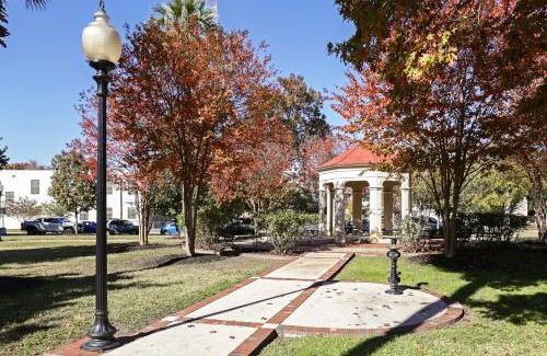 Arsenal Apartment | THE MADISON - San Antonio Riverwalk - Downtown - Convention Center