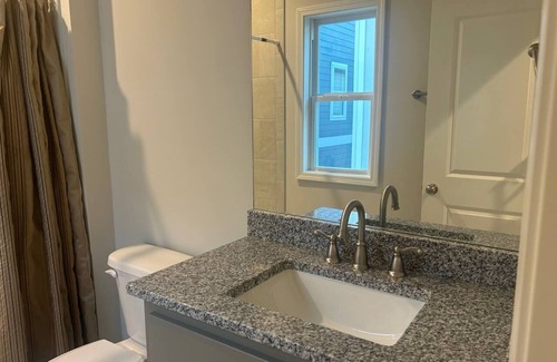 Oxford Apartment | The Magnolia Suite: Spacious Suite Near Ole Miss Stunning Woodland Viewsnn