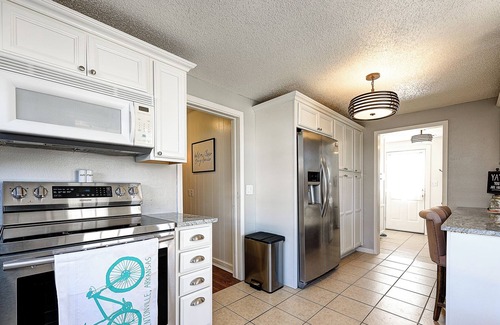 Downtown House | The Main Street Bungalow - Downtown Bentonville