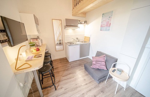 Les Poulettes Apartment | The Maison Gratte-Ciel - Madrid Apartment - Garden