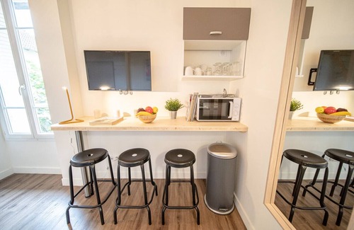 Les Poulettes Apartment | The Maison Gratte-Ciel - Madrid Apartment - Garden
