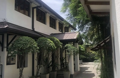 Colombo 10 Apartment | The Manor 1926- Colonial Apartment n