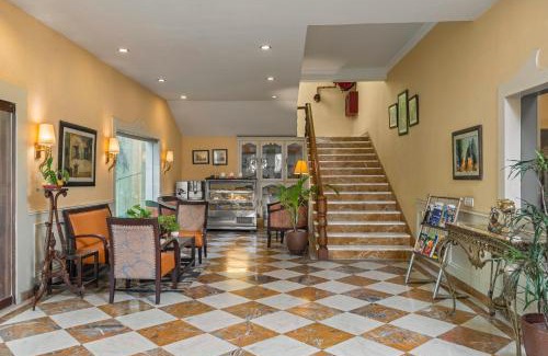 Kashipur Hotel | The Manor Kashipur by Leisure Hotels