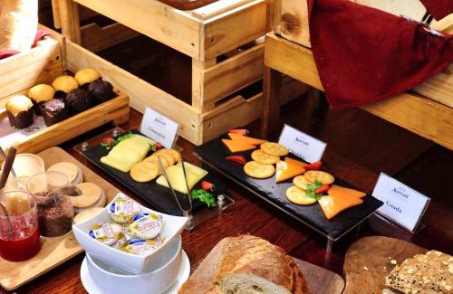 Setiabudi Hotel | The Mayflower, Jakarta-Marriott Executive Apartments