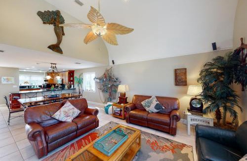 Cutthroat Harbor Estates House | The Mermaid Manor