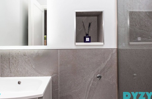 Pontcanna Apartment | The Mews - EV Charger - Garden - DYZYN