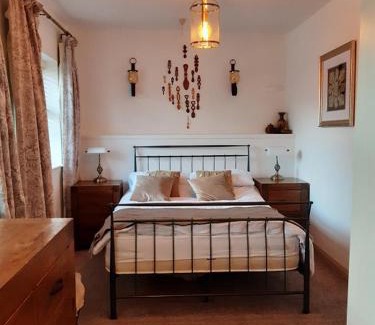Llandeilo Apartment | The Mews, Talley