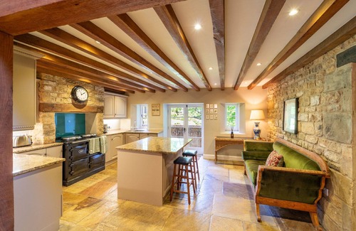 Blockley Cottage | The Mill - a cottage that sleeps 6 guests in 3 bedrooms