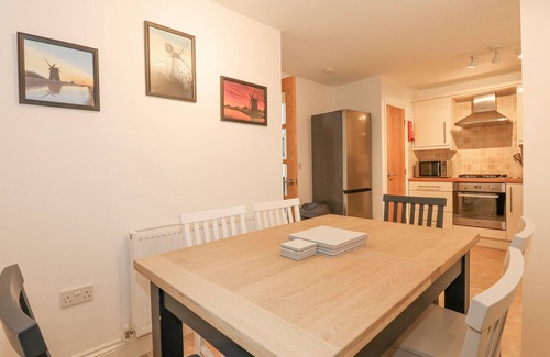 Stalham Cottage | THE MILL STONES, family friendly, with a garden in Stalham