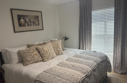 Jefferson House | The Mistletoe Getaway