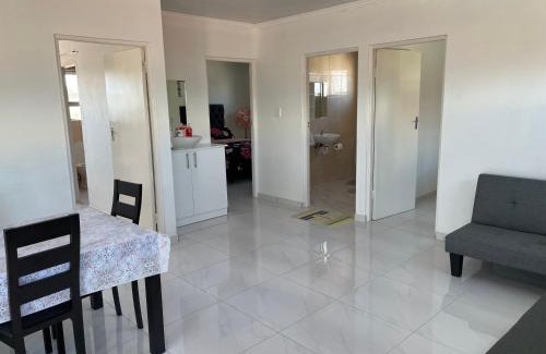 Grassy Park Apartment | The MK House