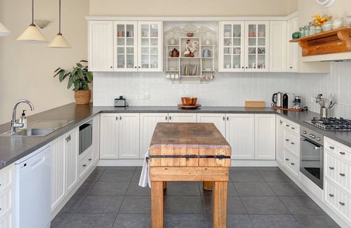 Tumut House | The Monarch Tumut