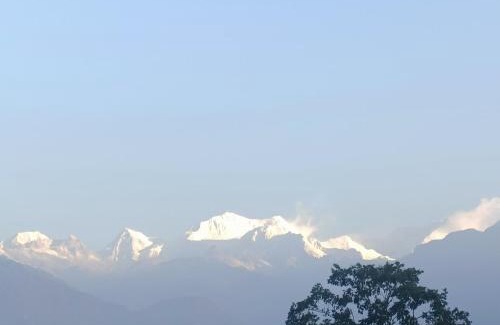 Pelling House | The Moon Retreat