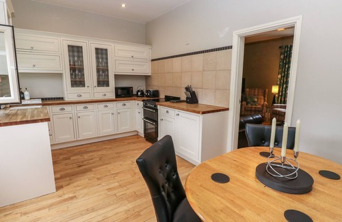 Stanley Cottage | The Moorings