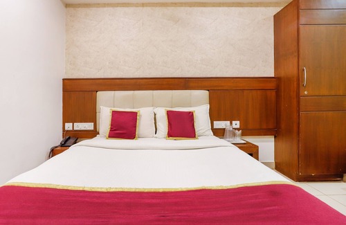 Triplicane Hotel | The Mount City
