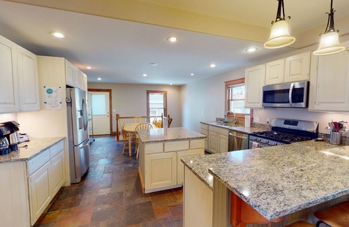 Gunnison House | The Mountaineer - Gunnison