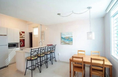 Sagrado Corazon Apartment | The Mural at San Juan 202 - Modern tranquil place near the Beach w/parking