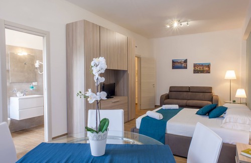 Quartiere XIII Aurelio Apartment | THE MUSE your home facing St. Peter’s Dome