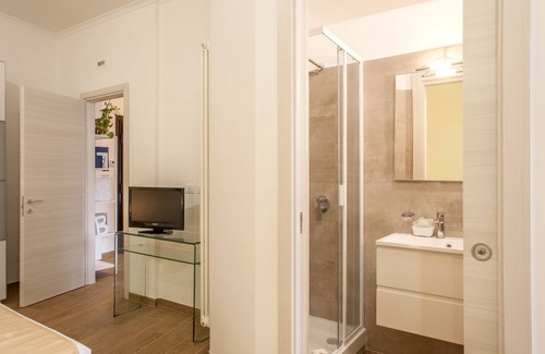 Quartiere XIII Aurelio Apartment | THE MUSE your home facing St. Peter’s Dome