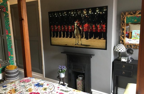 Grantham Bed & Breakfast | The Music House