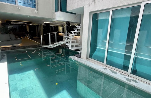El Poblado House | The MYNT @ Lleras Park [10 Master Bedrooms]