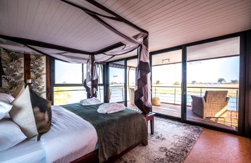 Kongola Boat Rental | The Namushasha River Villa